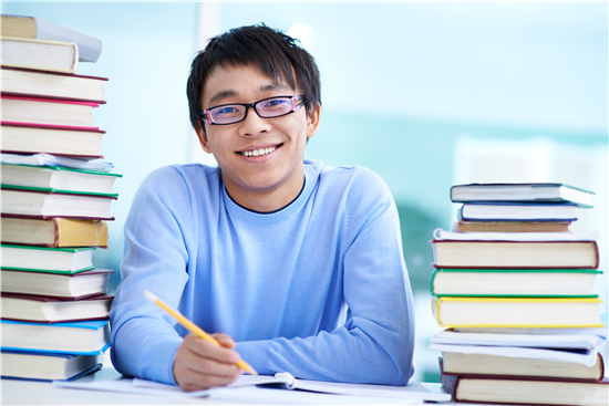 学这几招，英国留学生不再担心机票贵